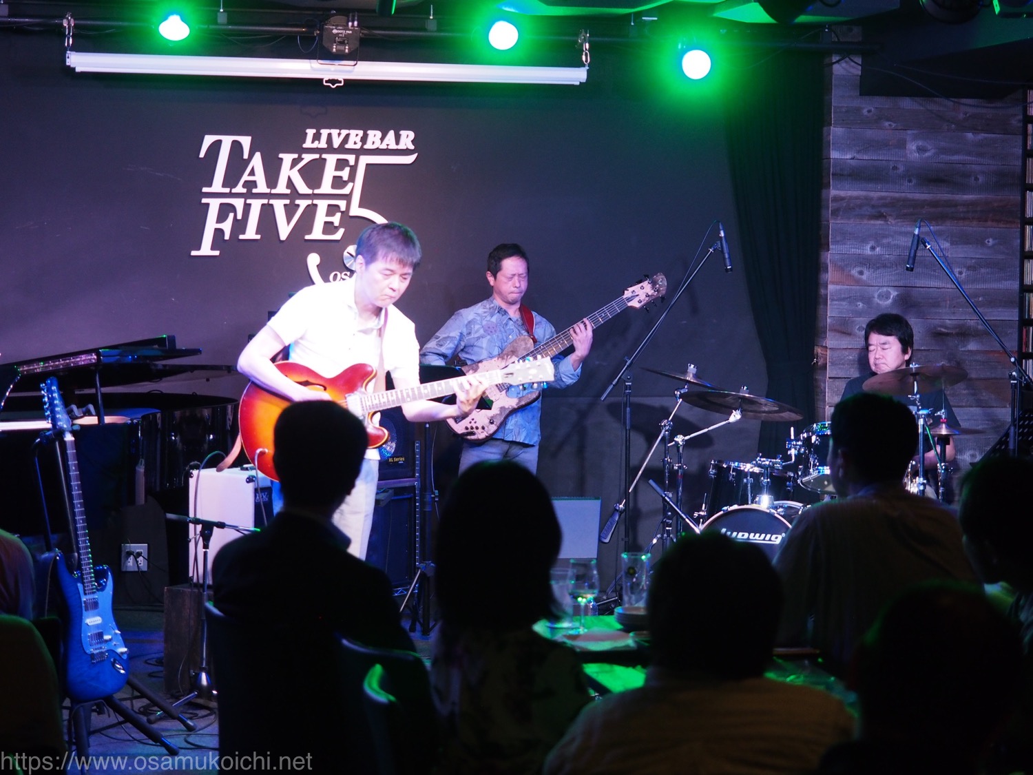 【ライブレポート】VALIS Quattro Live@Osaka Take Five(20190528)ダイジェスト版 布川俊樹(g) 古川初穂(p) 納浩一(b) 木村万作(ds)