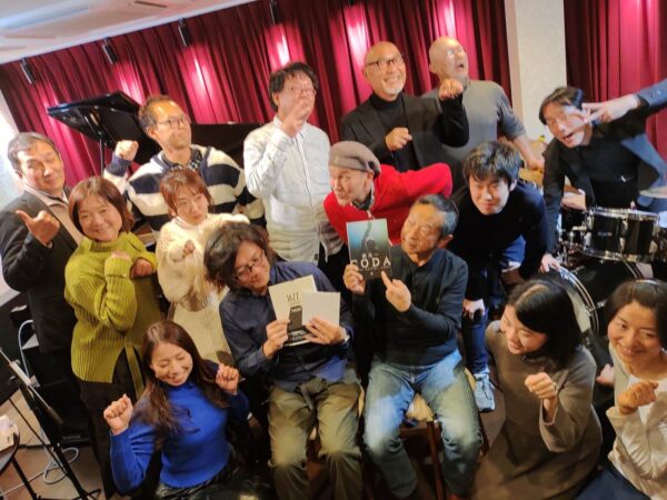 先日、12月21,22日の2日間に亘って、大阪でセッション、ワークショップ、トークライブを行いました。